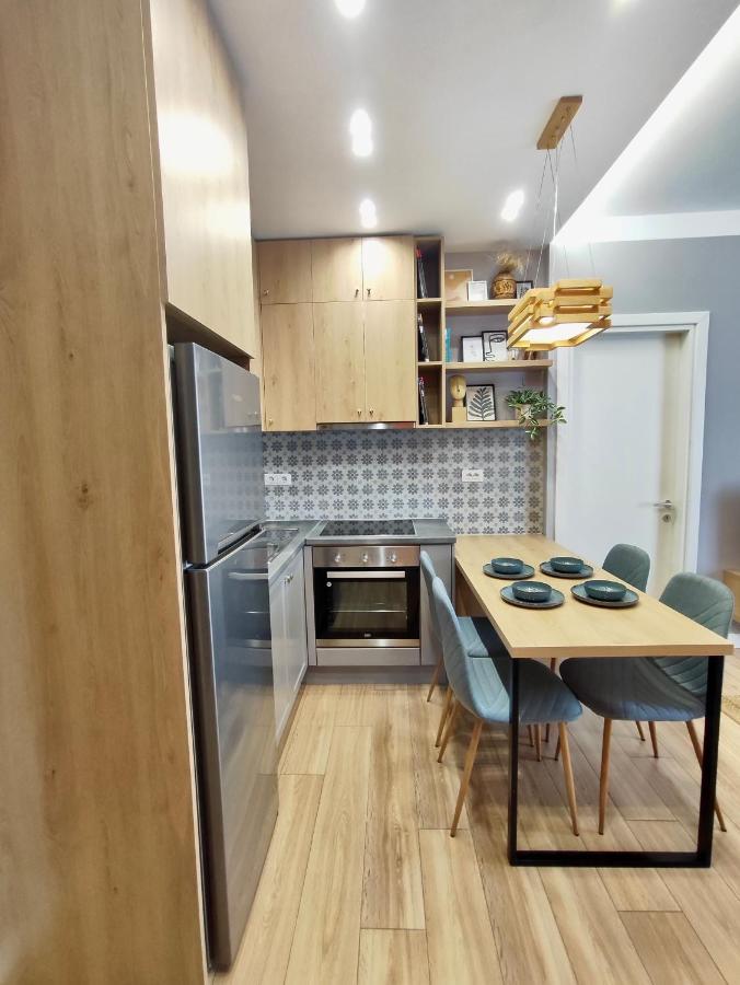 Modern Style 2Br-Apt - 10Min To Skanderbeg Square Apartment Tirana Exterior photo