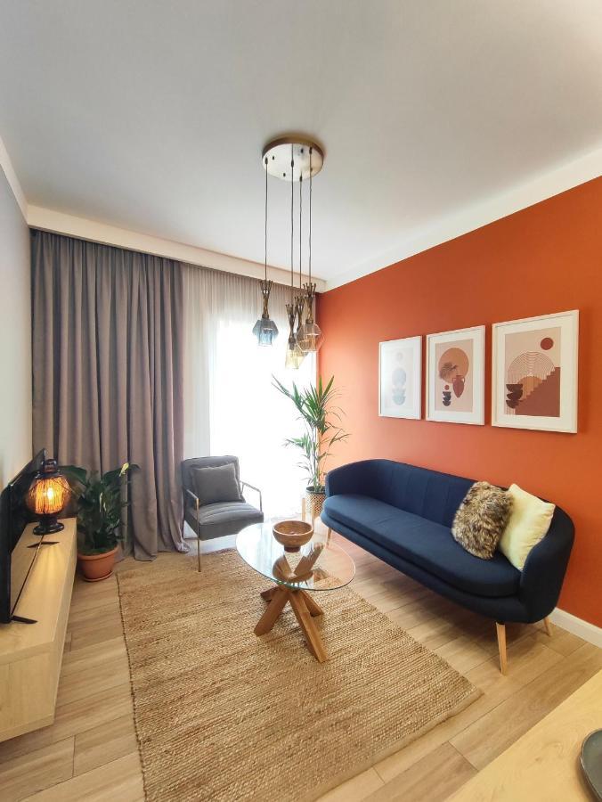 Modern Style 2Br-Apt - 10Min To Skanderbeg Square Apartment Tirana Exterior photo