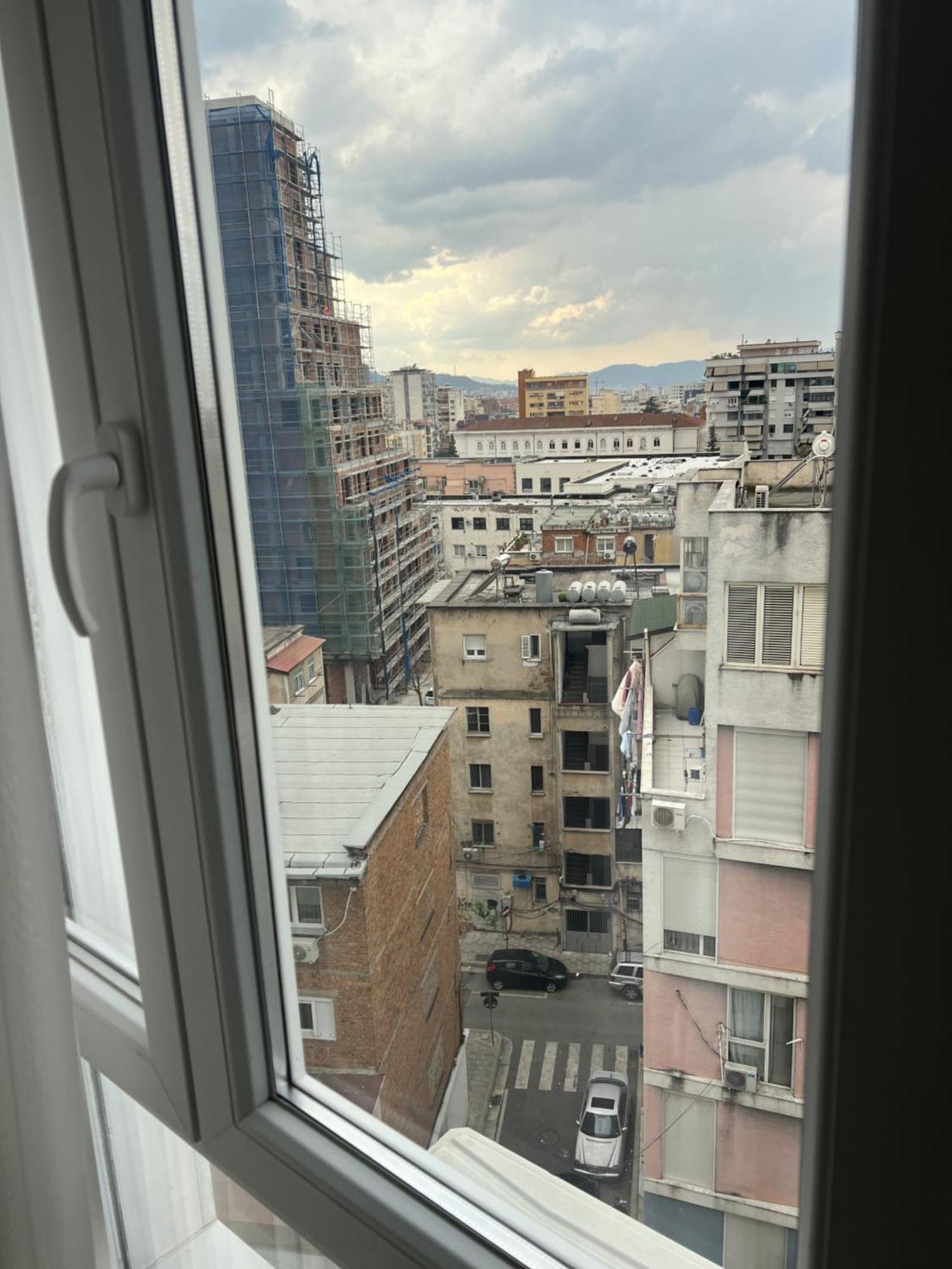 Modern Style 2Br-Apt - 10Min To Skanderbeg Square Apartment Tirana Exterior photo